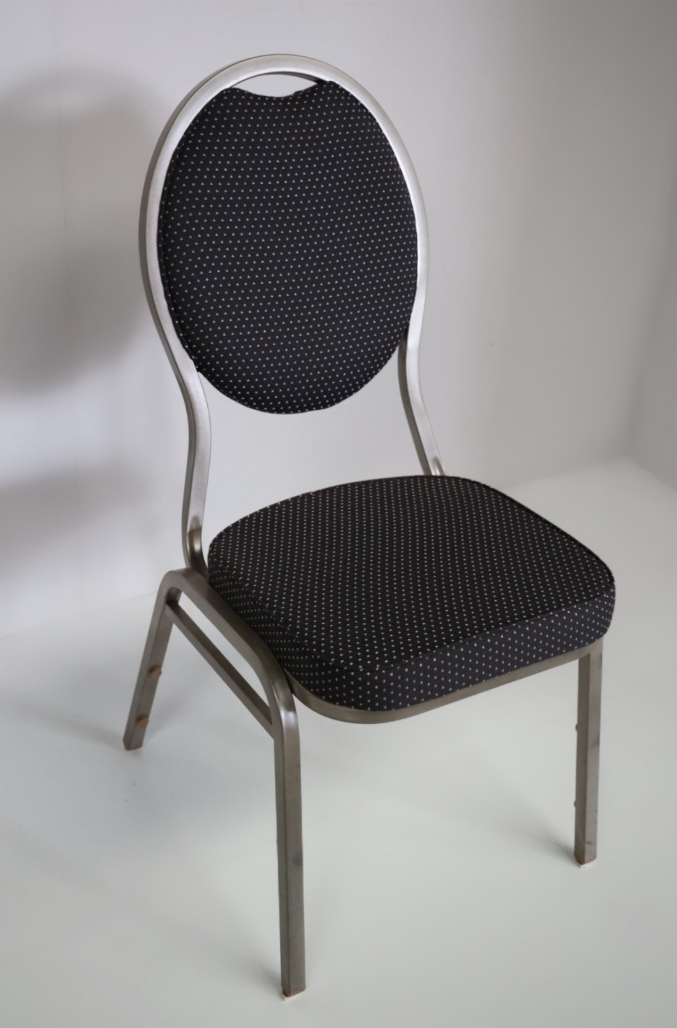 Stoel luxe gestoffeerd (zwart)